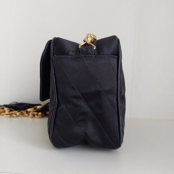 CHANEL Quilted Satin Camera Bag with Bijoux Chain - Picture 6 of 16